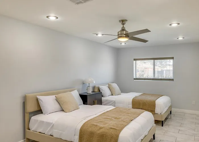 2 Mi To Golf: Poolside Paradise In Scottsdale! Scottsdale