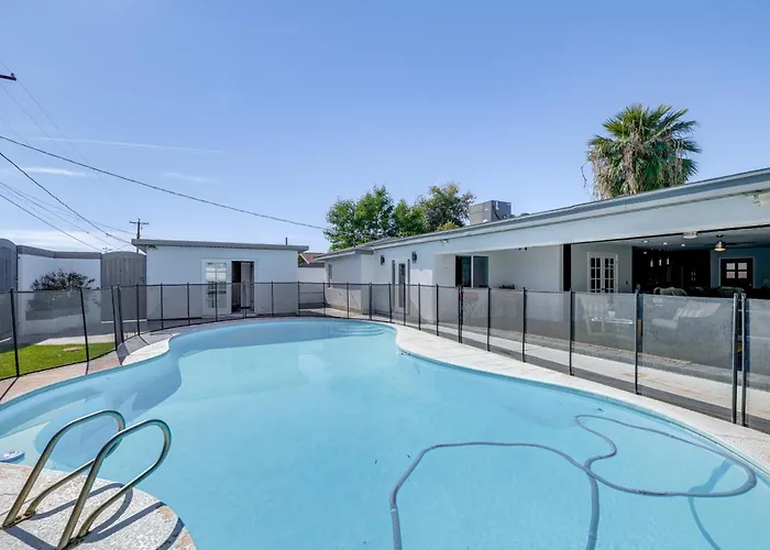 2 Mi To Golf: Poolside Paradise In Scottsdale! Scottsdale