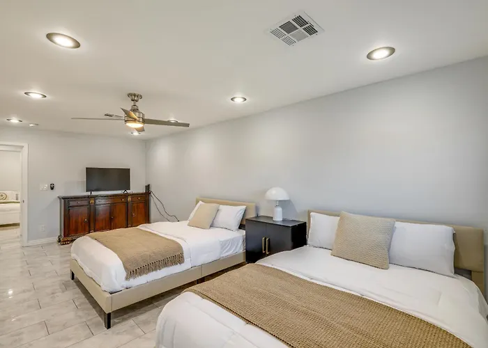 Dom wakacyjny 2 Mi To Golf: Poolside Paradise In Scottsdale! *