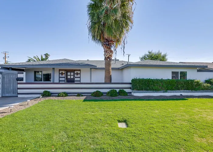 Dom wakacyjny 2 Mi To Golf: Poolside Paradise In Scottsdale! *